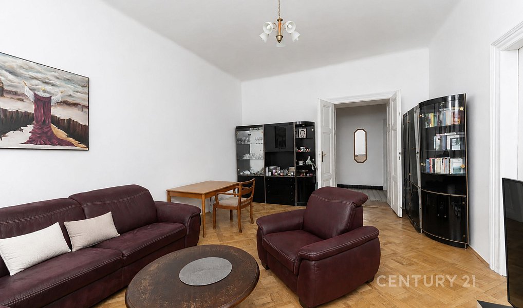 Prodej bytu 2+1 100 m², Praha – náhled fotky 4
