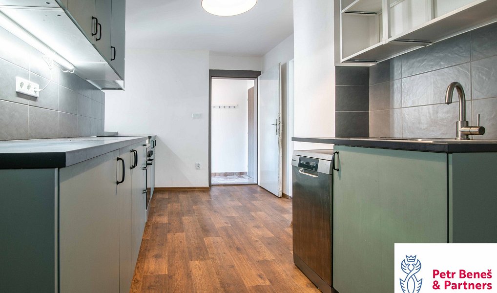 Prodej domu 189 m² s pozemkem 450 m², Rakovník – náhled fotky 11