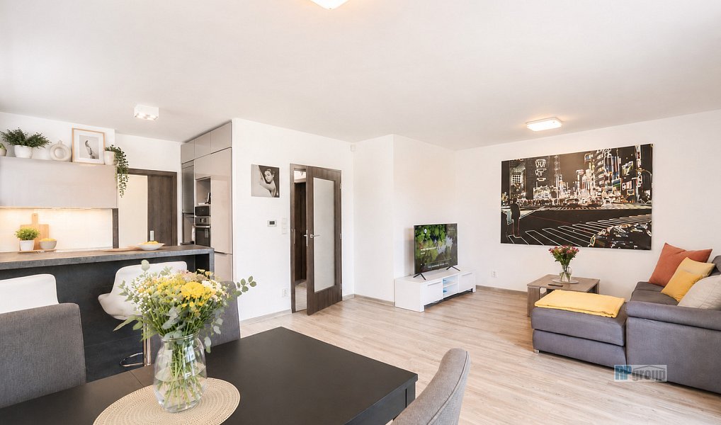 Prodej domu 146 m² s pozemkem 376 m², Praha – náhled fotky 8