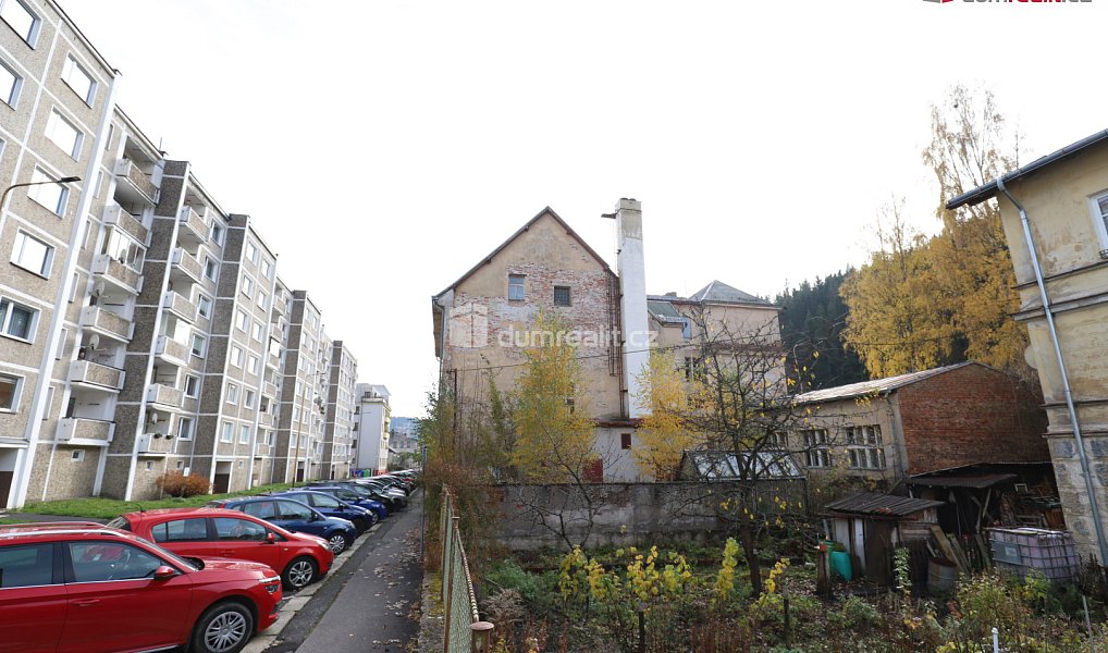 Prodej nájemního domu, činžáku 1 000 m², Kraslice – náhled fotky 34
