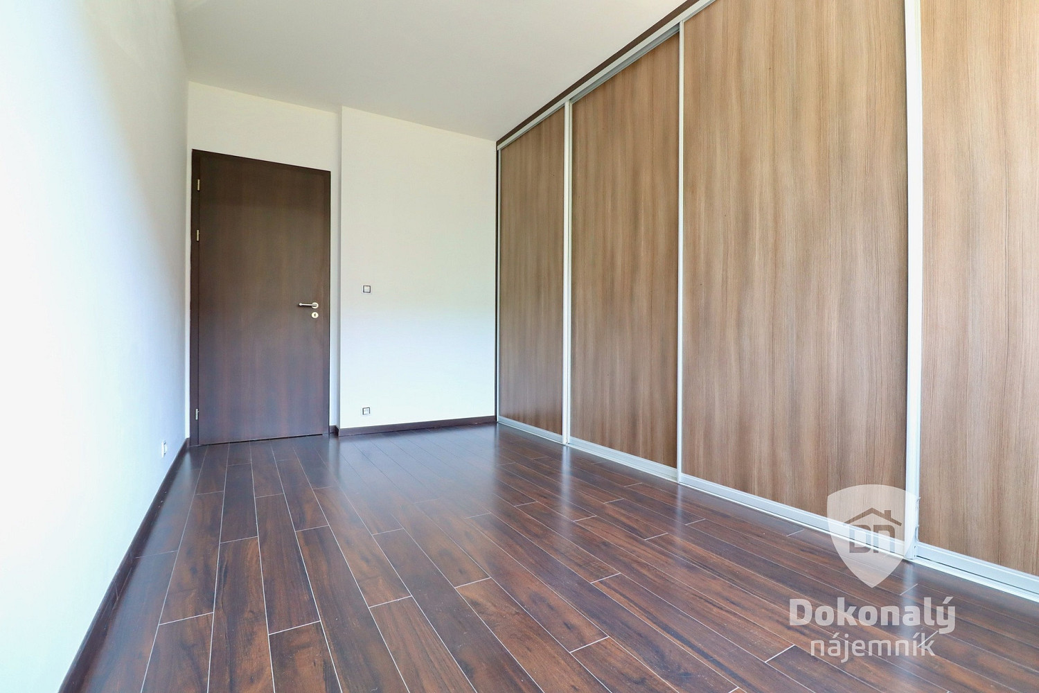 Pronájem bytu 3+kk 69 m² – fotografie 2