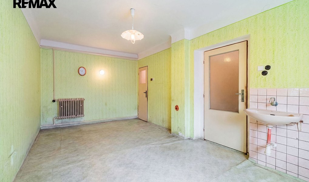 Prodej domu 146 m² s pozemkem 976 m², Ptenín – náhled fotky 16