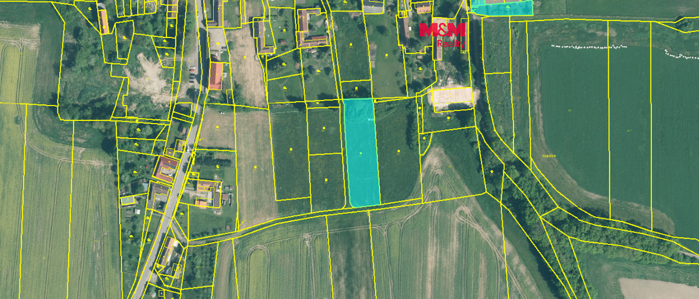 Prodej stavebního pozemku 2 696 m²