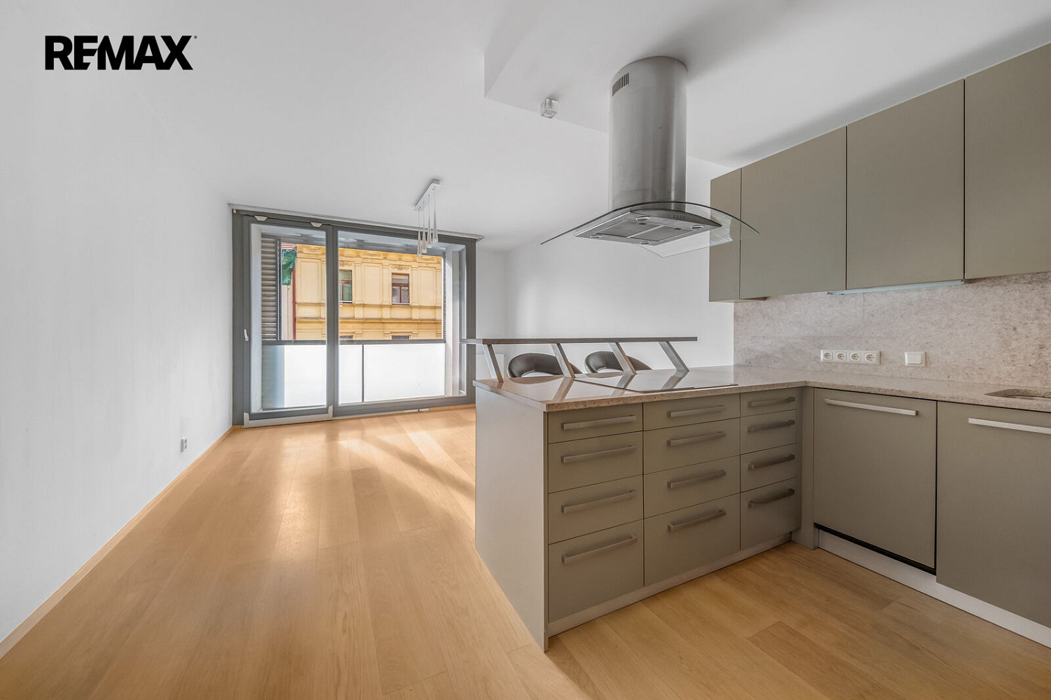 Pronájem bytu 1+kk 40 m²
