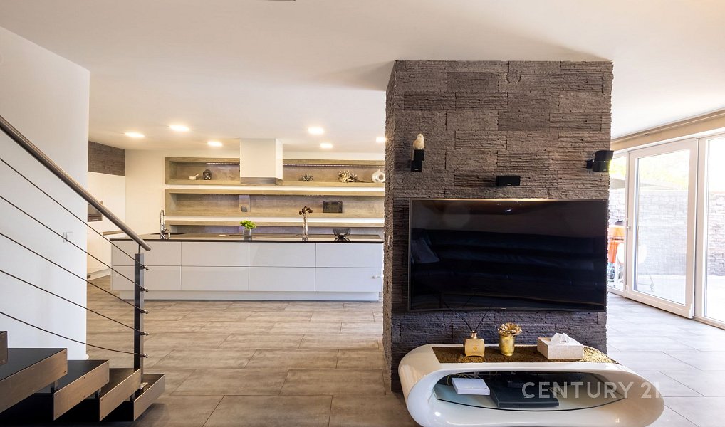 Prodej domu 181 m² s pozemkem 311 m², Kolín – náhled fotky 8