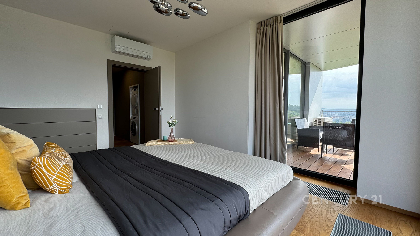 Prodej bytu 4+kk 135 m² – fotografie 5