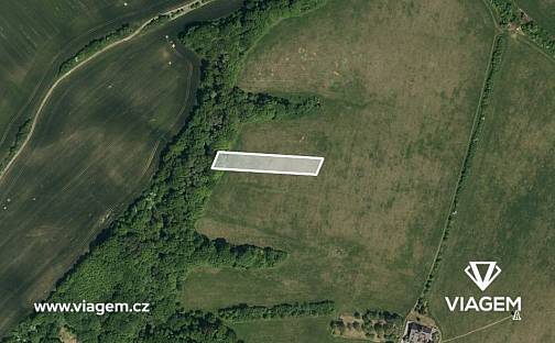 Prodej pole 4 346 m², Zlámanec, okres Uherské Hradiště
