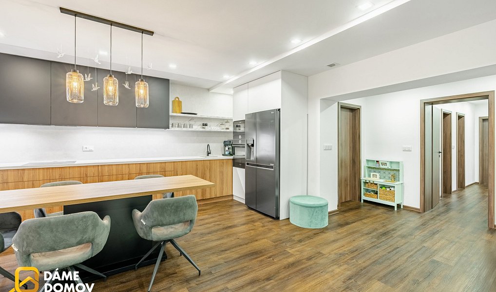 Prodej domu 308 m² s pozemkem 3 861 m², Suchov – náhled fotky 13