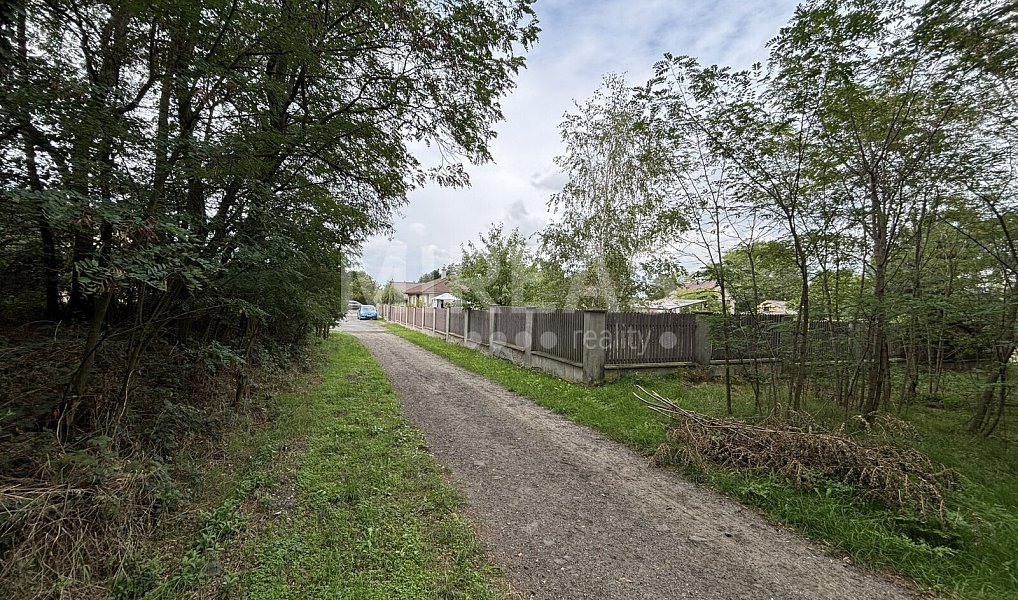 Prodej stavebního pozemku 2 111 m², Jiřice – náhled fotky 13