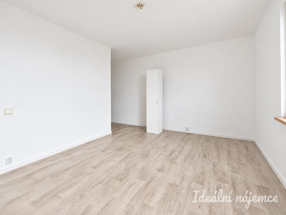Pronájem bytu 2+kk 46 m² – fotografie 4