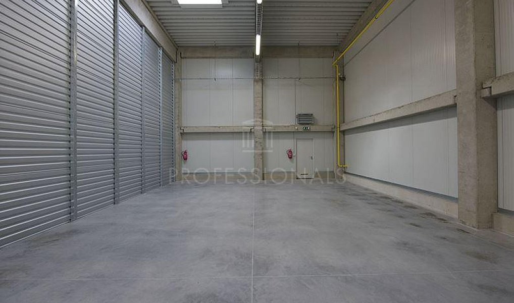 Pronájem skladovacích prostor 205 m², Praha – náhled fotky 3