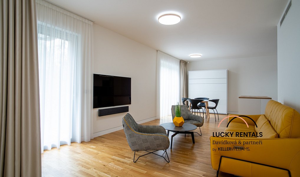 Pronájem bytu 2+kk 82 m², Popovičky – náhled fotky 3