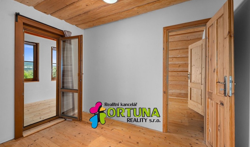 Prodej domu 115 m² s pozemkem 2 247 m², Vacov – náhled fotky 13