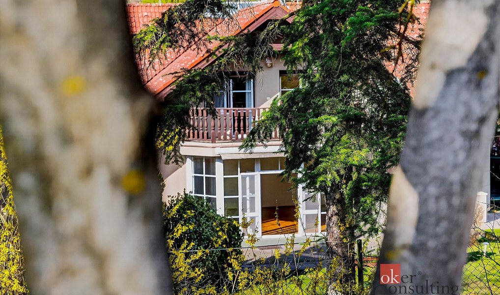 Prodej domu 258 m² s pozemkem 1 347 m², Praha – náhled fotky 31