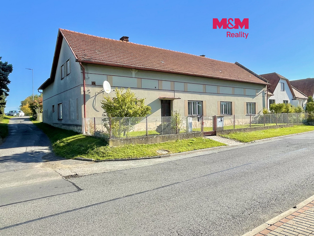 Prodej domu 250 m² s pozemkem 853 m²