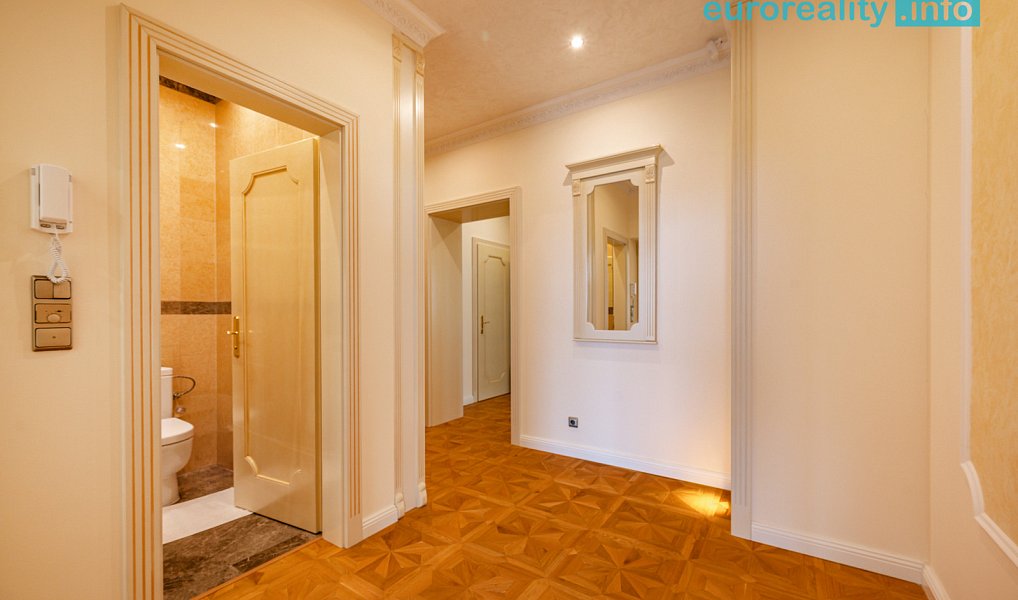 Prodej bytu 4+kk 117 m², Mariánské Lázně – náhled fotky 16