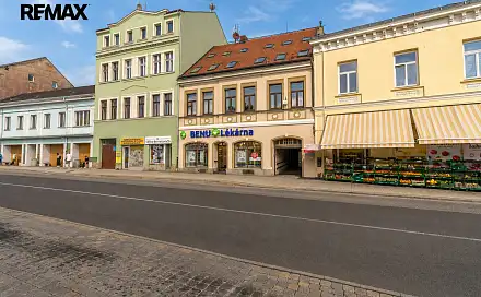 Pronájem bytu 5+kk 280 m², Benešovo náměstí, Teplice