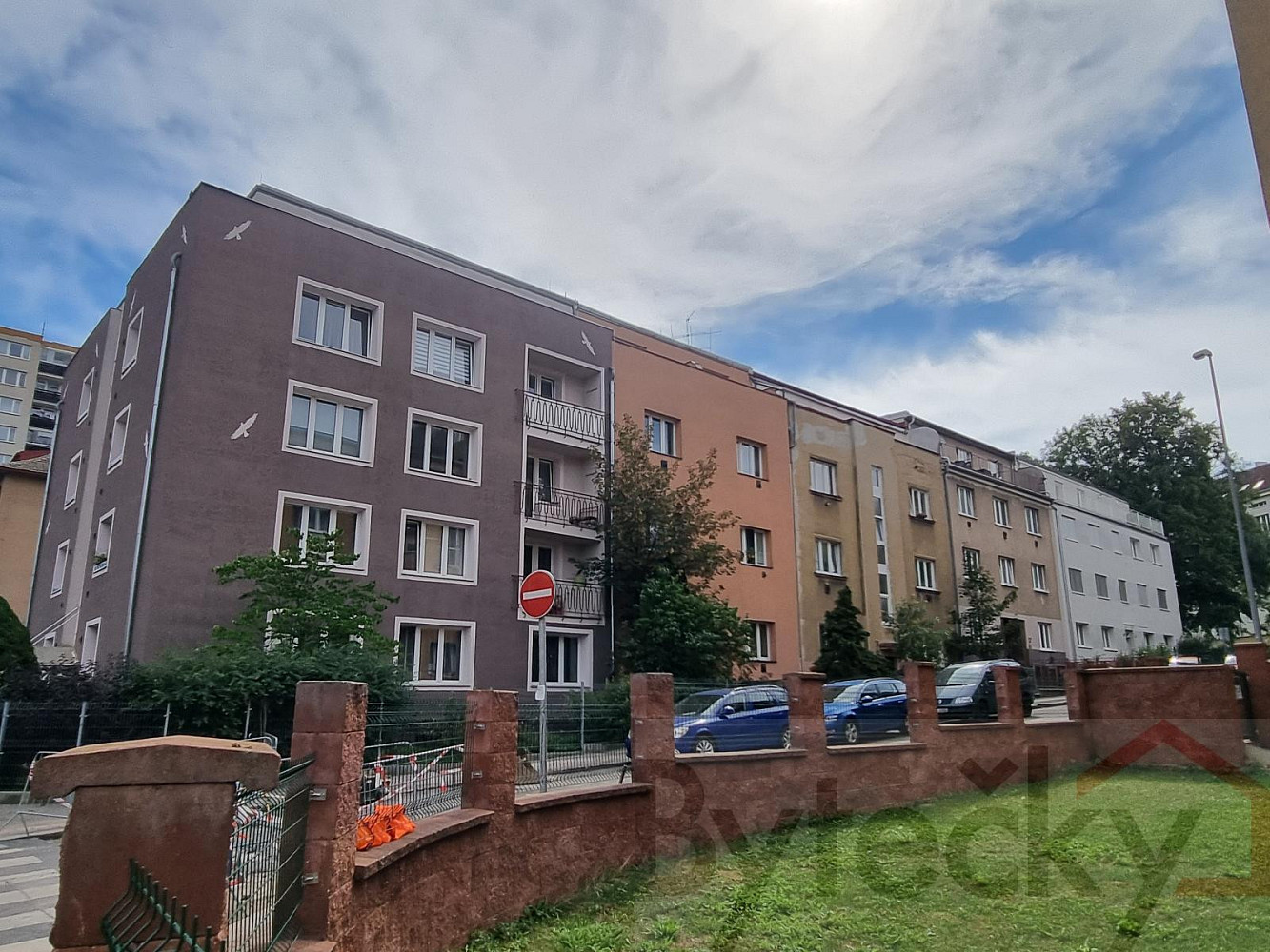 Pronájem bytu 1+1 25 m² – fotografie 2