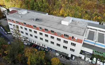 Pronájem výrobních prostor 1 920 m², Brno