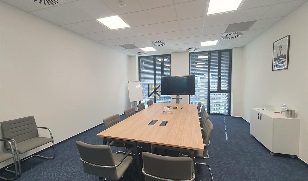 Pronájem kanceláře 337 m², Praha – náhled fotky 4