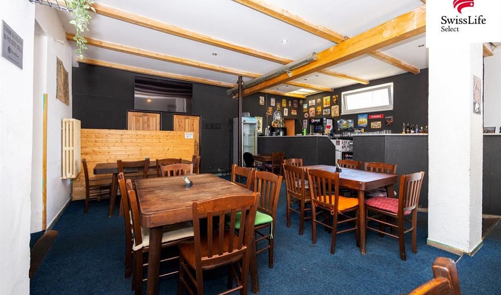 Prodej komerčního objektu (jiného typu) 253 m², Holice – náhled fotky 2