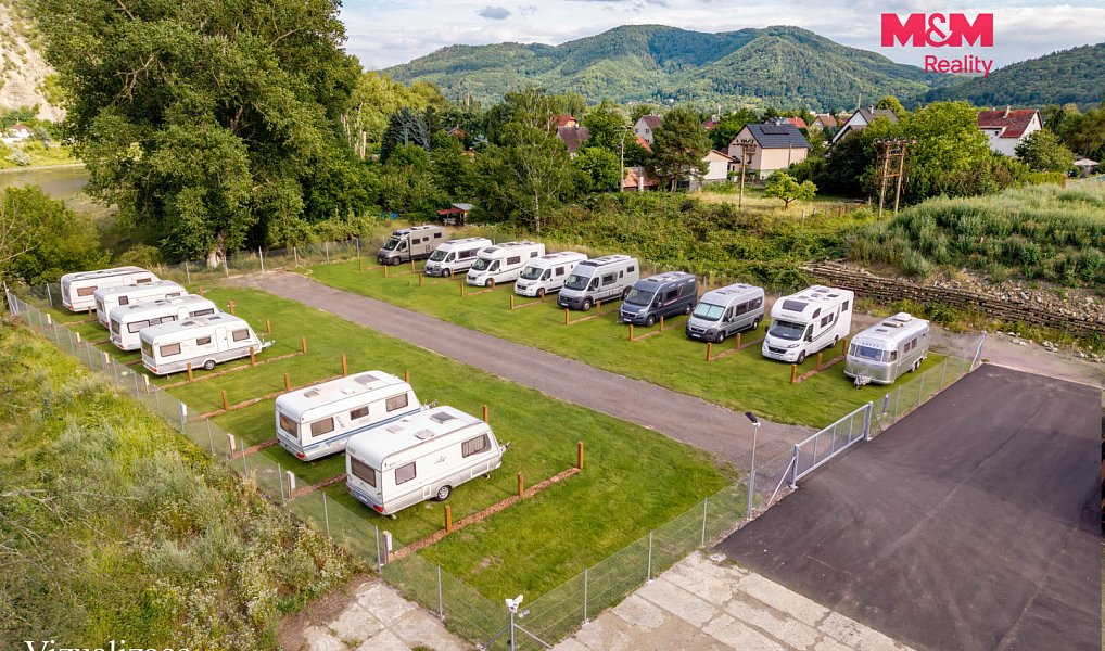 Pronájem pozemku 250 m², Velké Březno – náhled fotky 2