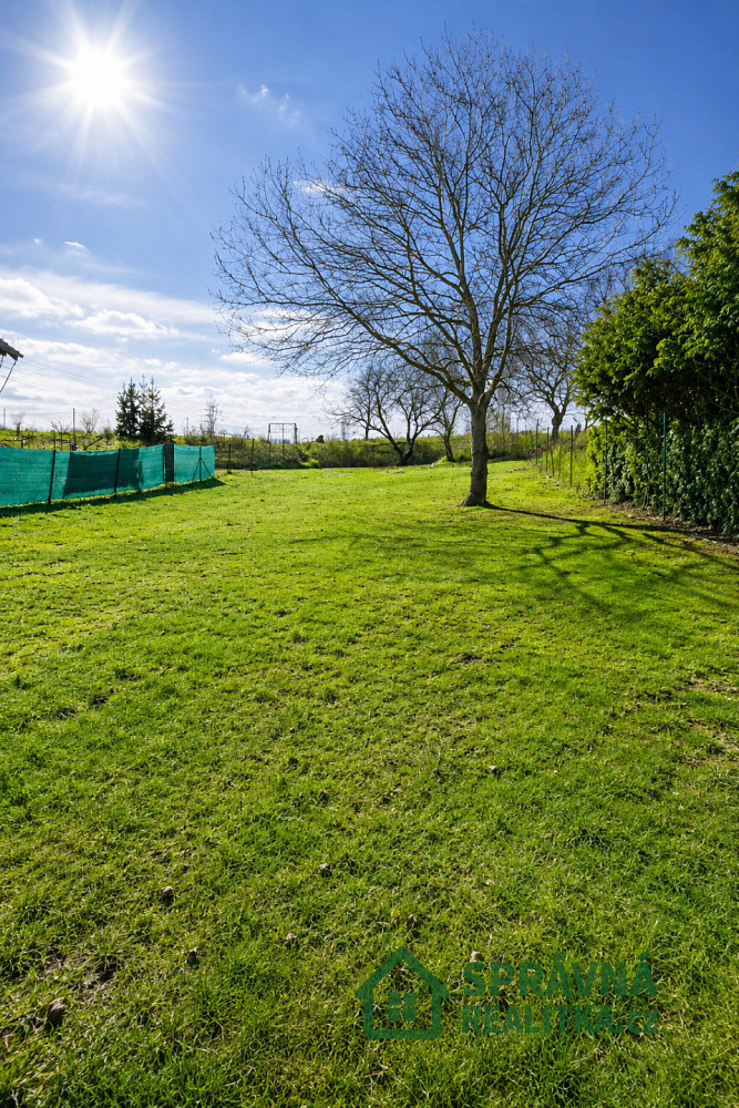 Prodej stavebního pozemku 1 821 m² — photo 4