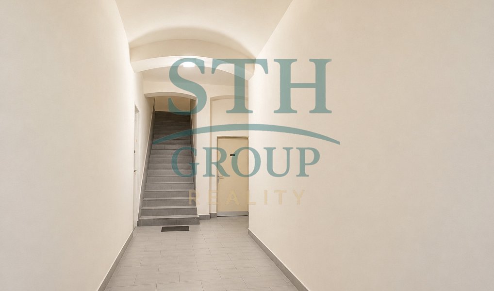 Prodej domu 300 m² s pozemkem 227 m², Trmice – náhled fotky 8