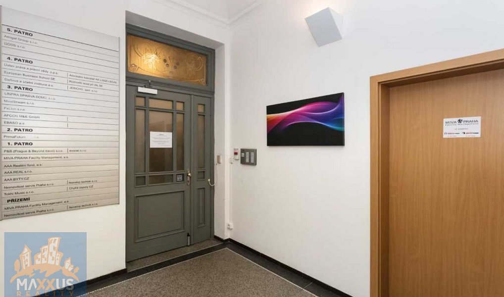 Pronájem kanceláře 17 m², Praha – náhled fotky 3