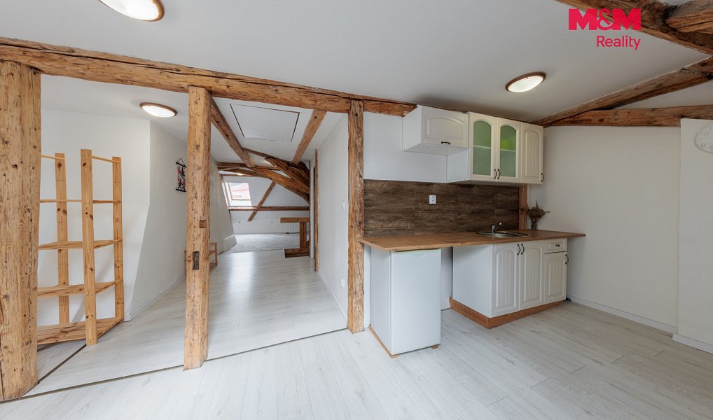 Prodej nájemního domu, činžáku 327 m², Hroznětín – náhled fotky 17
