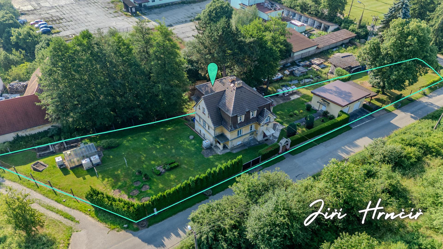Prodej domu 197 m² s pozemkem 1 935 m² — photo 2