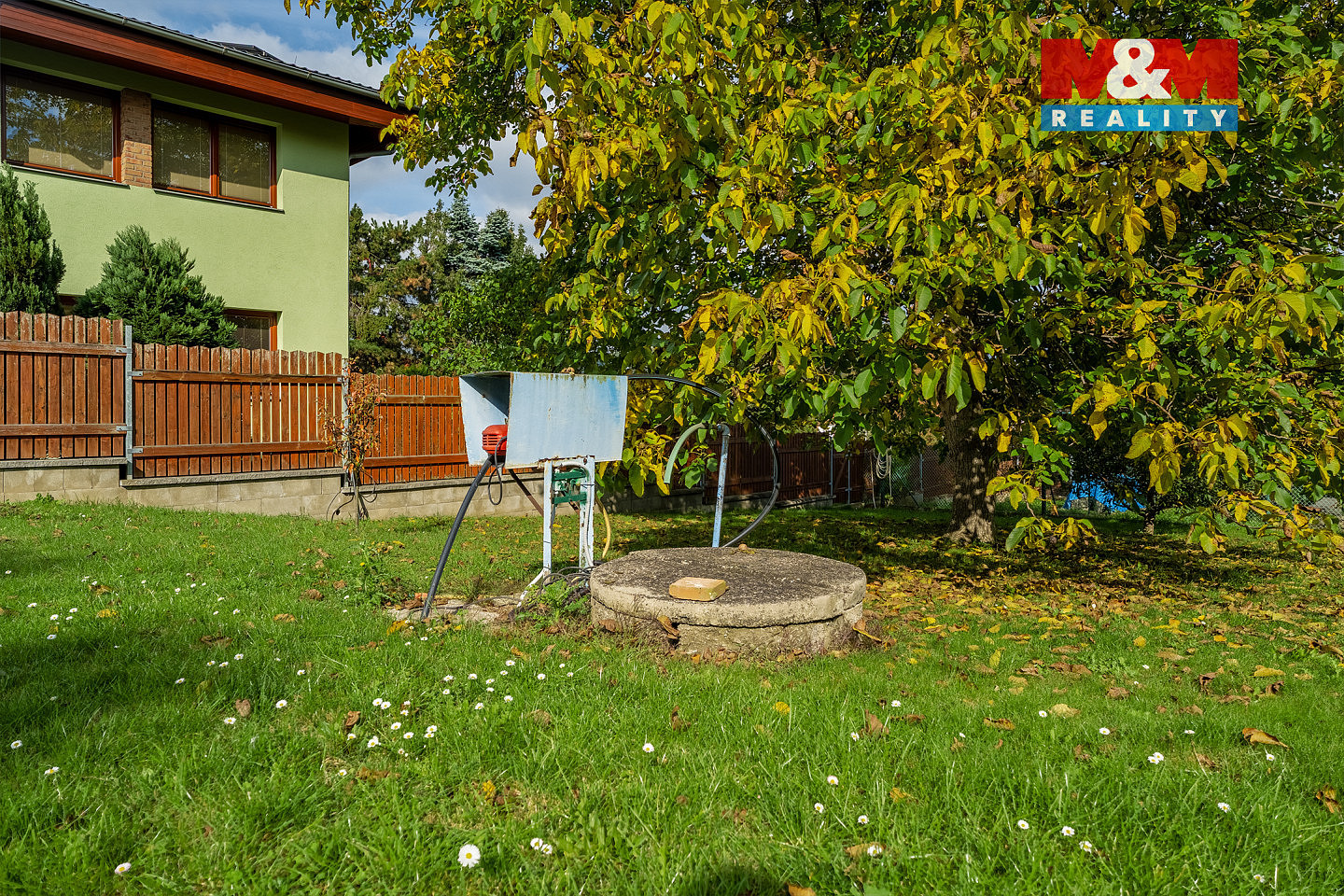 Prodej stavebního pozemku 729 m² – fotografie 5
