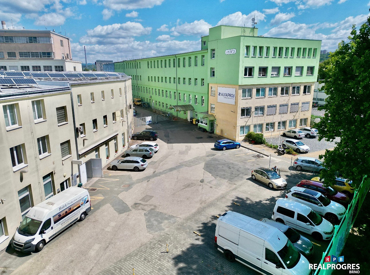 Pronájem skladovacích prostor 145 m²