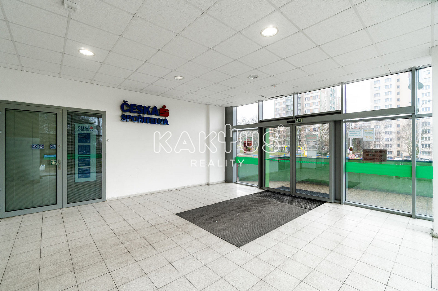 Pronájem obchodních prostor 126 m²