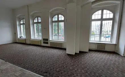 Pronájem obchodních prostor 281 m², Děčín