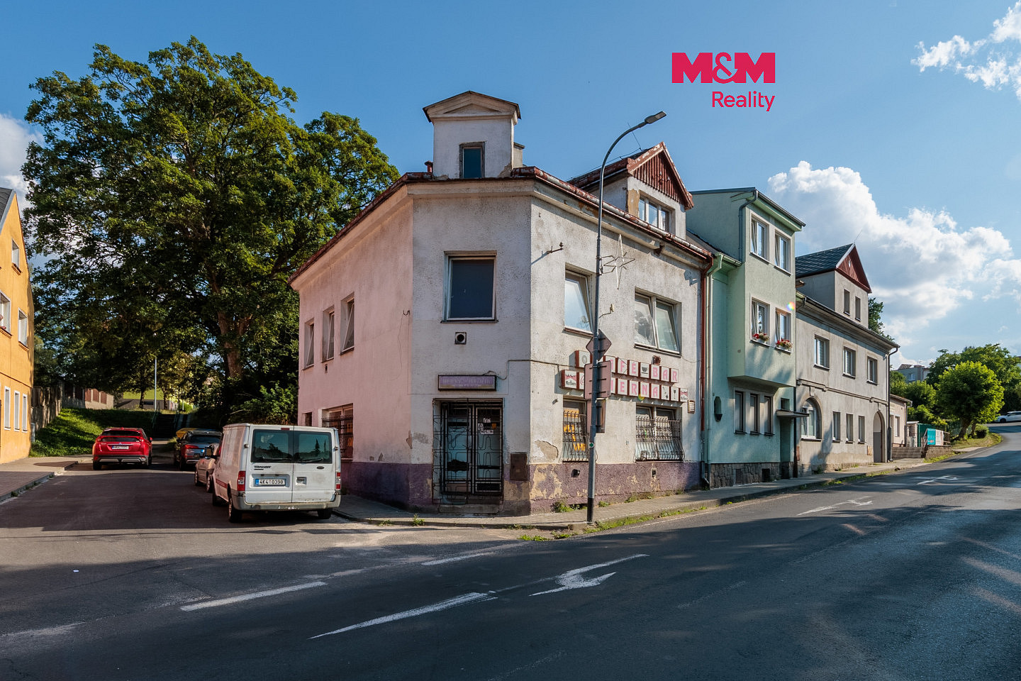 Prodej domu 206 m² s pozemkem 175 m²
