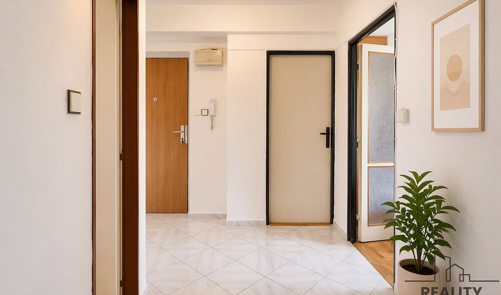 Prodej bytu 3+1 63 m², Krnov – náhled fotky 2