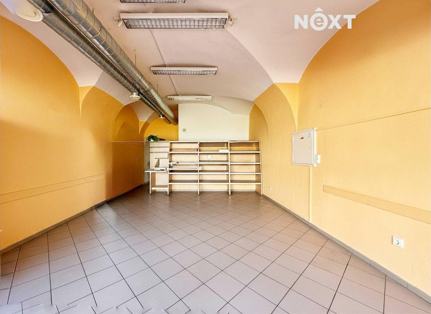 Pronájem obchodních prostor 62 m² — photo 2