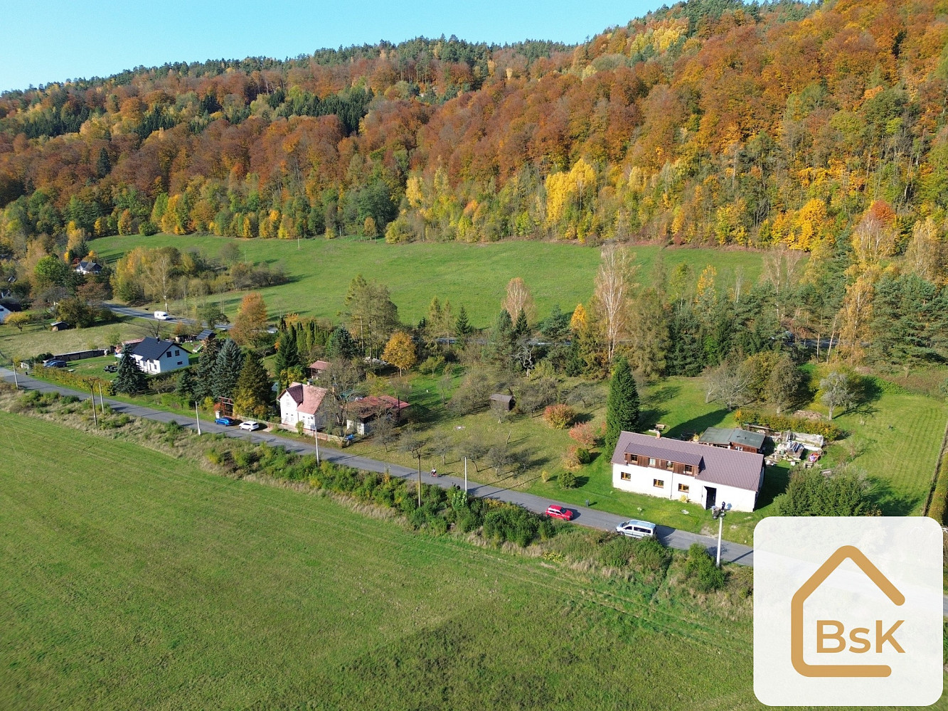 Prodej stavebního pozemku 2 069 m² – fotografie 5