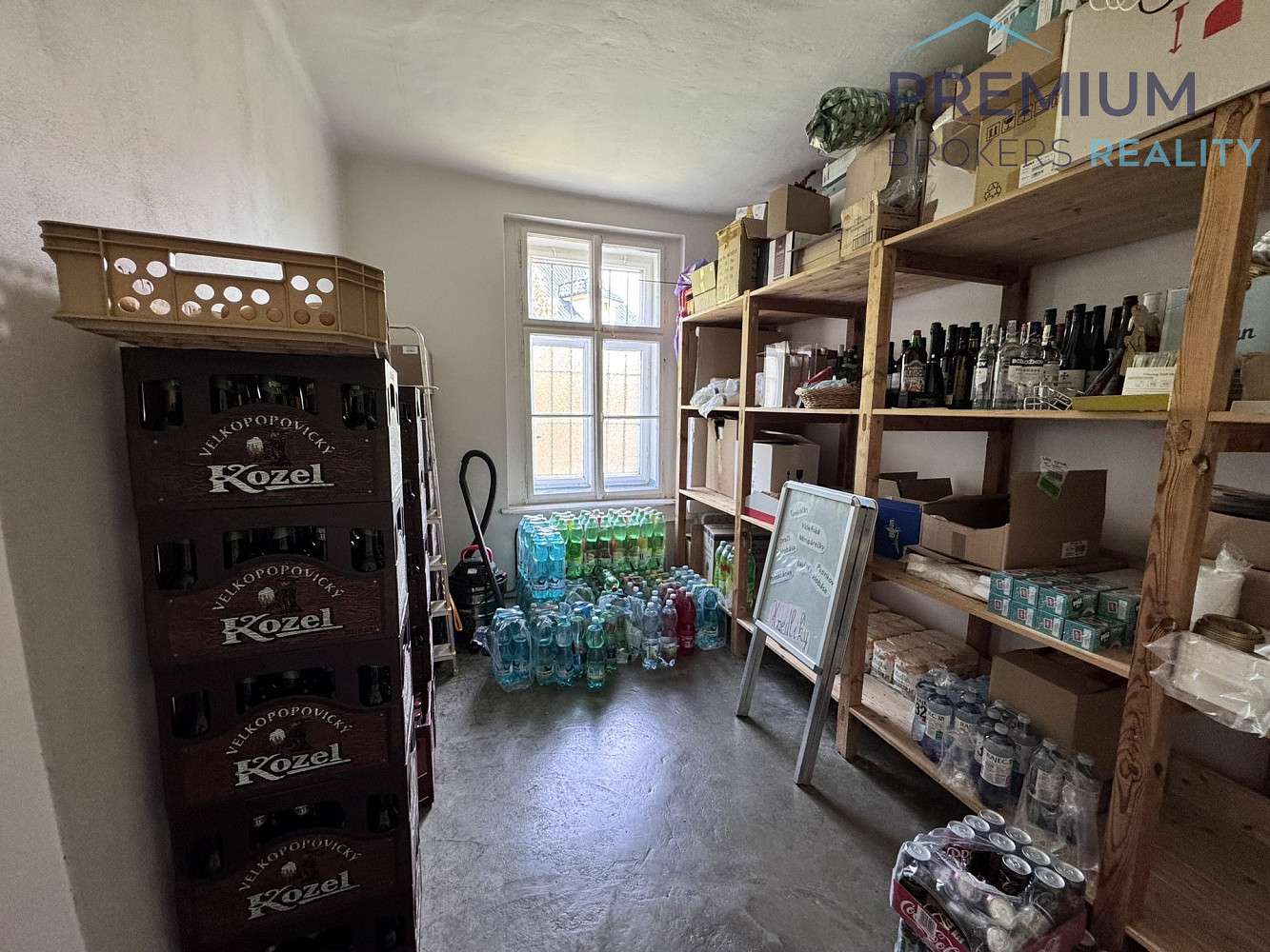 Pronájem obchodních prostor 90 m² – fotografie 5