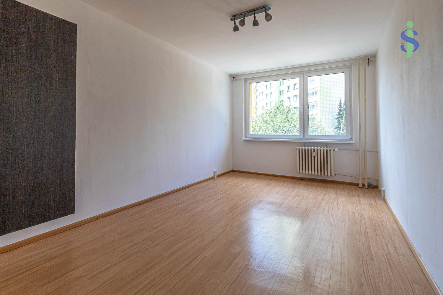 Pronájem bytu 2+kk 42 m² — photo 2