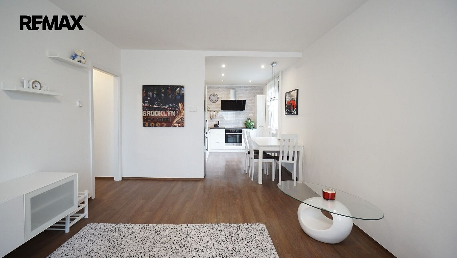 Pronájem bytu 3+kk 64 m² – fotografie 3