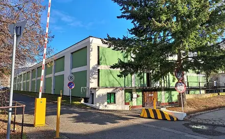 Pronájem garážového boxu u stanice metra Ládví - Praha 8, U Slovanky, Praha 8 - Libeň