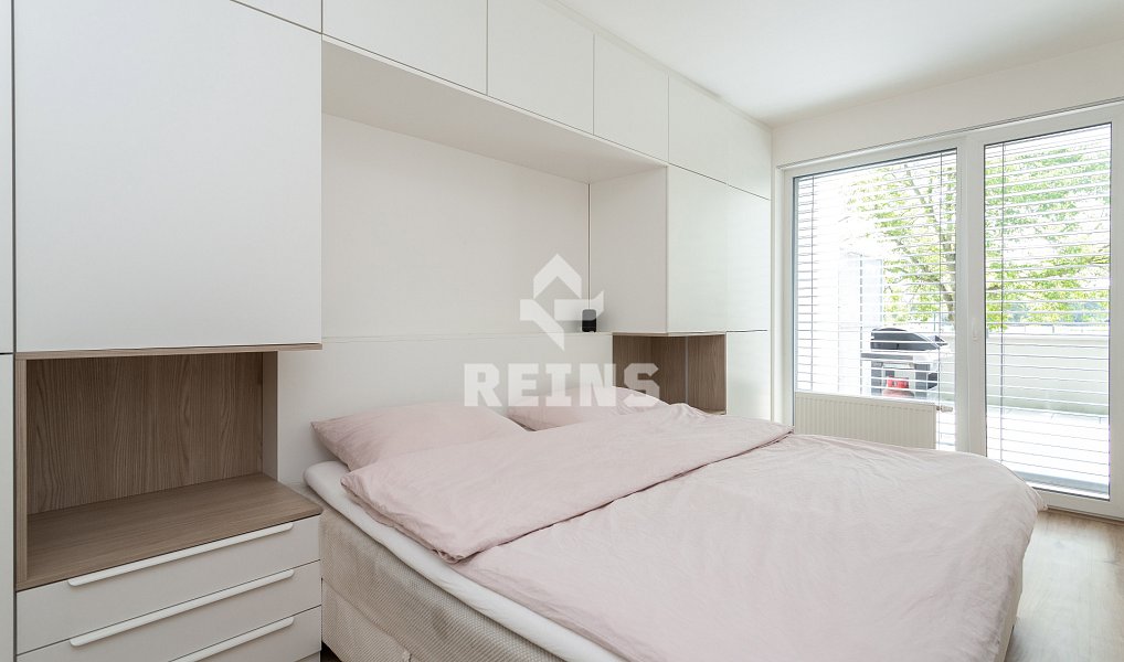 Prodej bytu 4+kk 146 m², Praha – náhled fotky 4