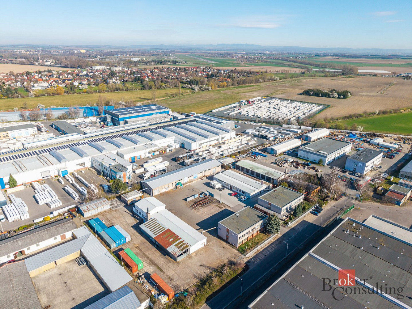 Pronájem výrobních prostor 1 059 m² – fotografie 4