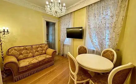 Prodej bytu 2+kk 36 m², Vřídelní, Karlovy Vary