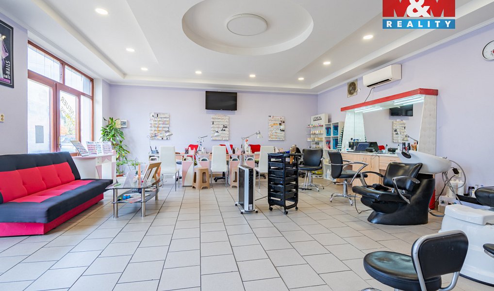 Prodej obchodních prostor 80 m², České Velenice – náhled fotky 2