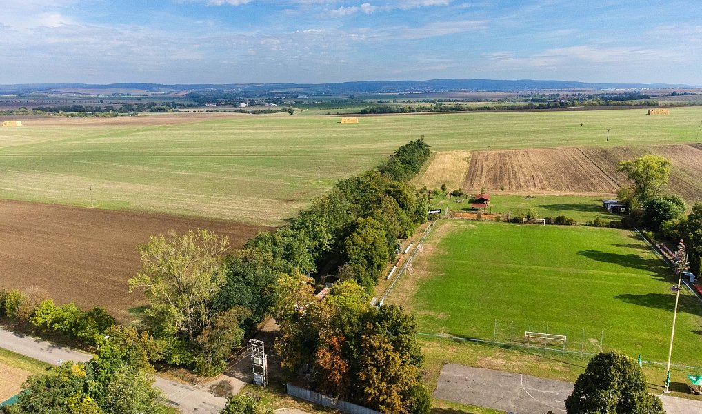Prodej pole 5 903 m², Prace – náhled fotky 16