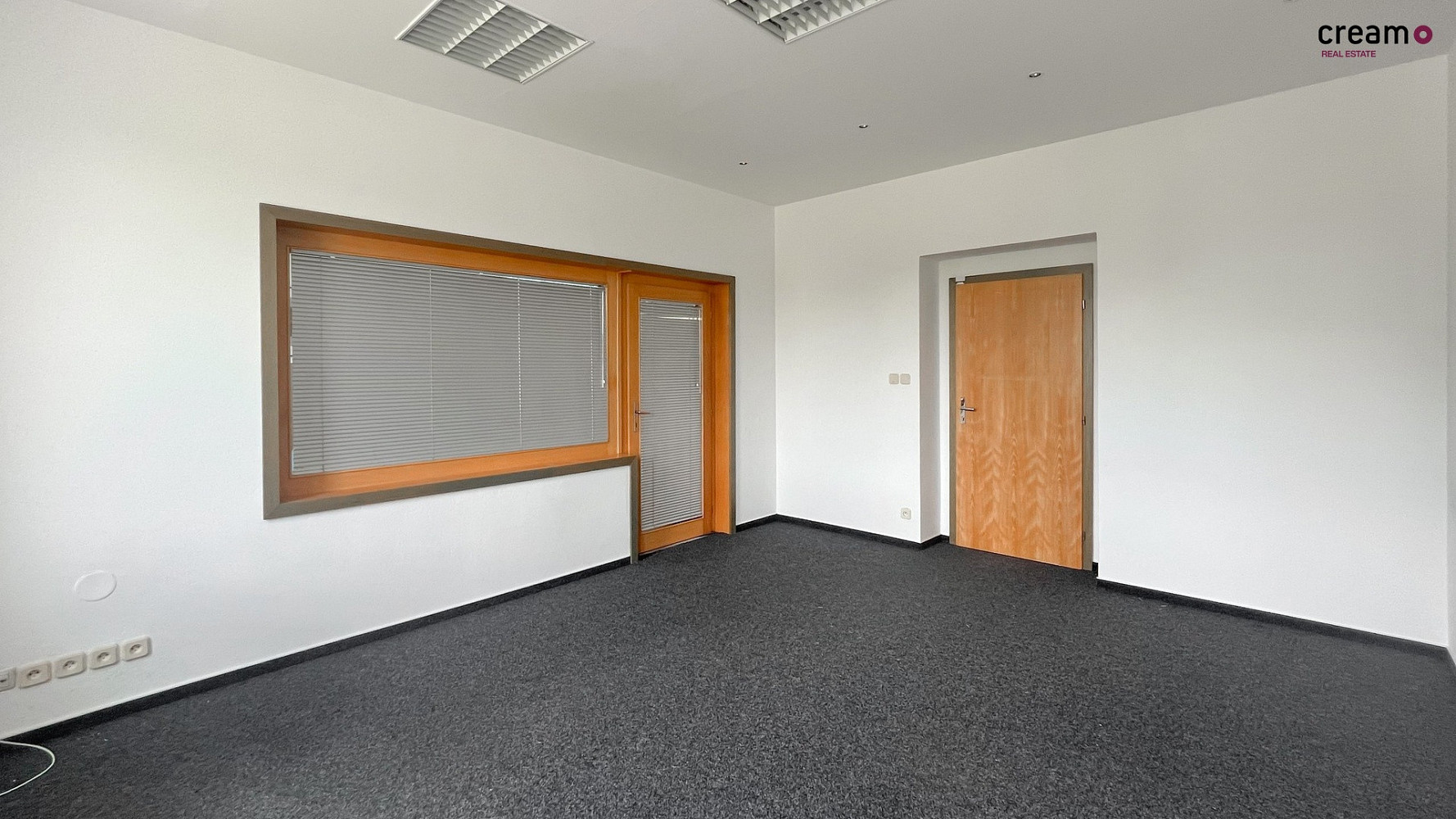 Pronájem kanceláře 21 m² — photo 4