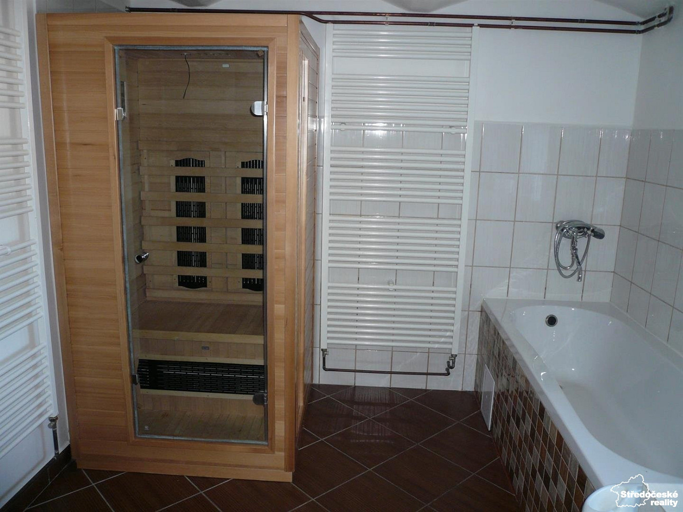 Prodej domu 240 m² s pozemkem 721 m² – fotografie 5